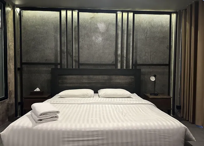 Premier Hostel เชียงใหม่